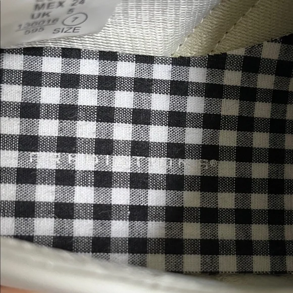 Black & White Saddle Oxford - Picture 2 of 8